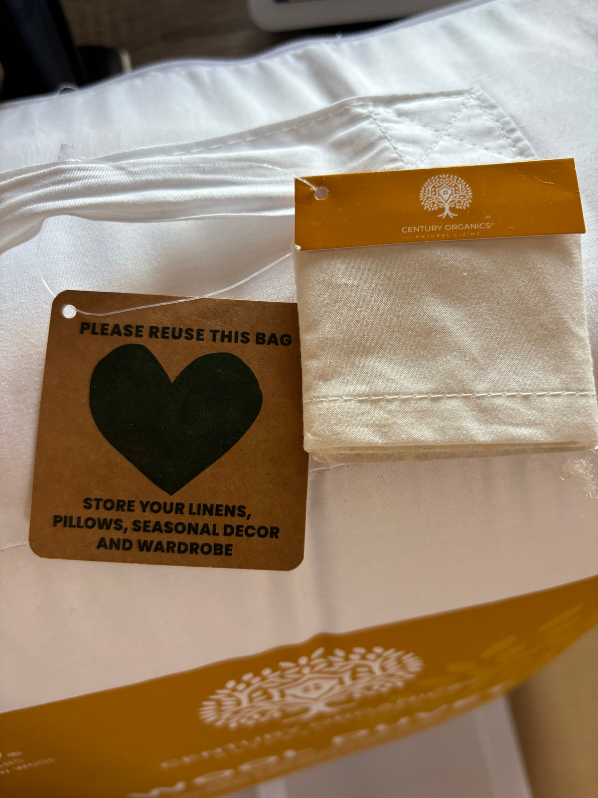 Organic Australian Wool Duvet Comforter – Hypoallergenic, Moisture Wicking