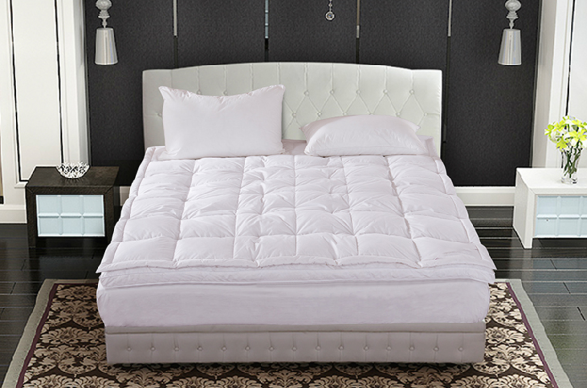 Hotel suite pillow top featherbed best sale